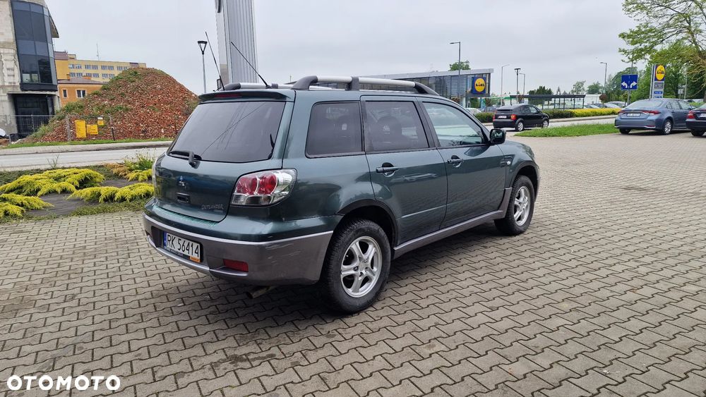 Mitsubishi Outlander 2.4 Intense - 5