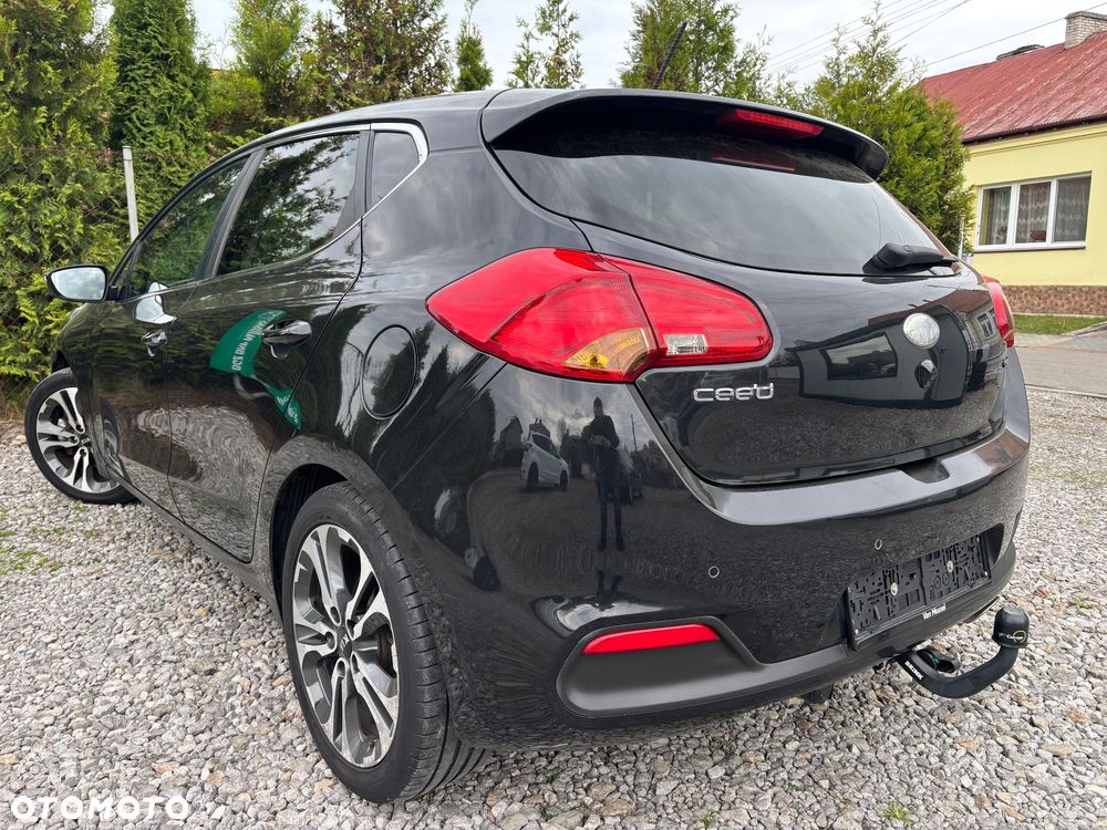 Kia Ceed 1.6 CRDi 128 Spirit - 4