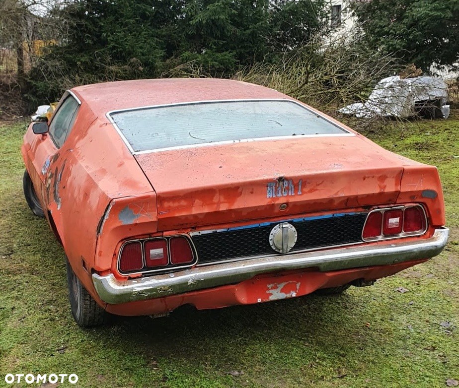 Ford Mustang - 2