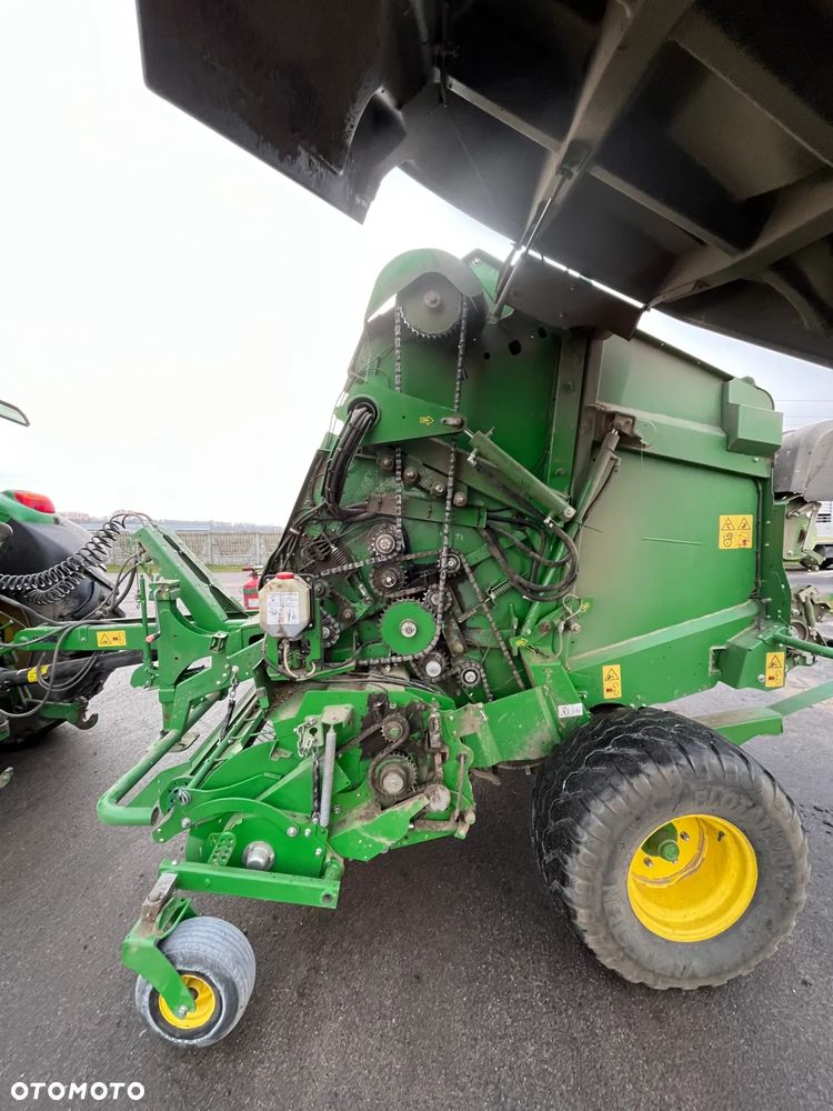John Deere V451M - 7