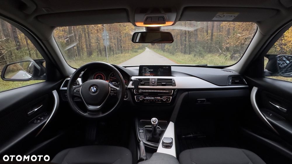 BMW Seria 3 - 13