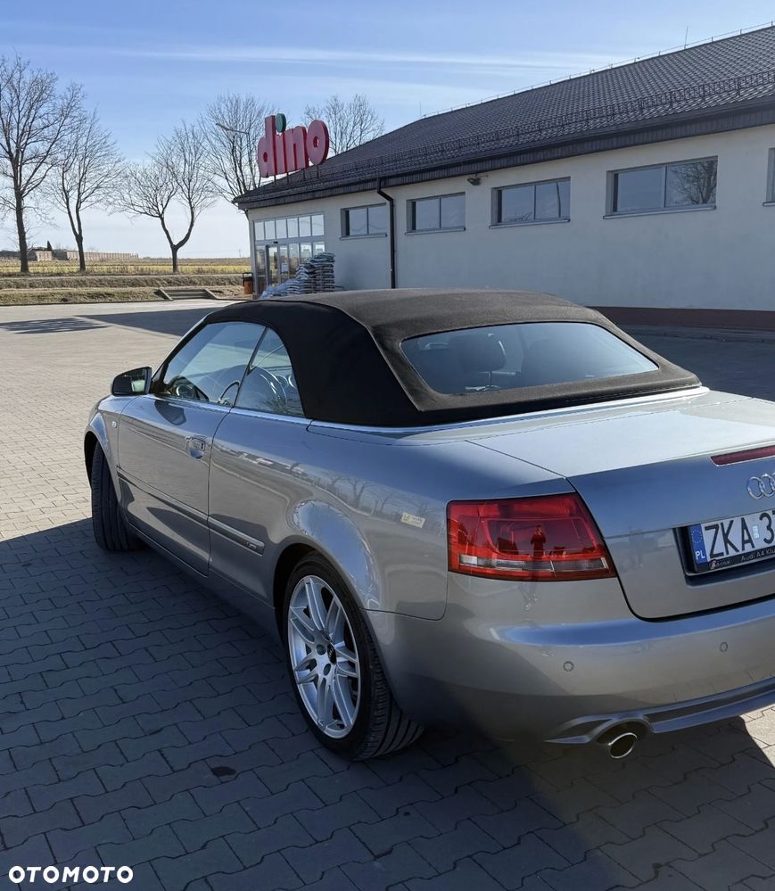 Audi A4 Cabrio 2.0 TFSI multitronic - 5