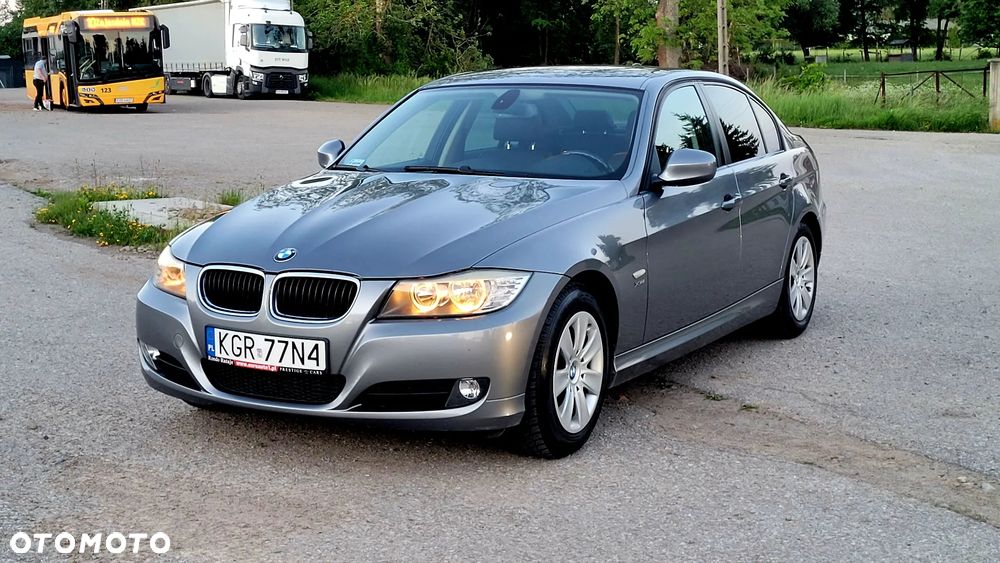 BMW Seria 3 - 1