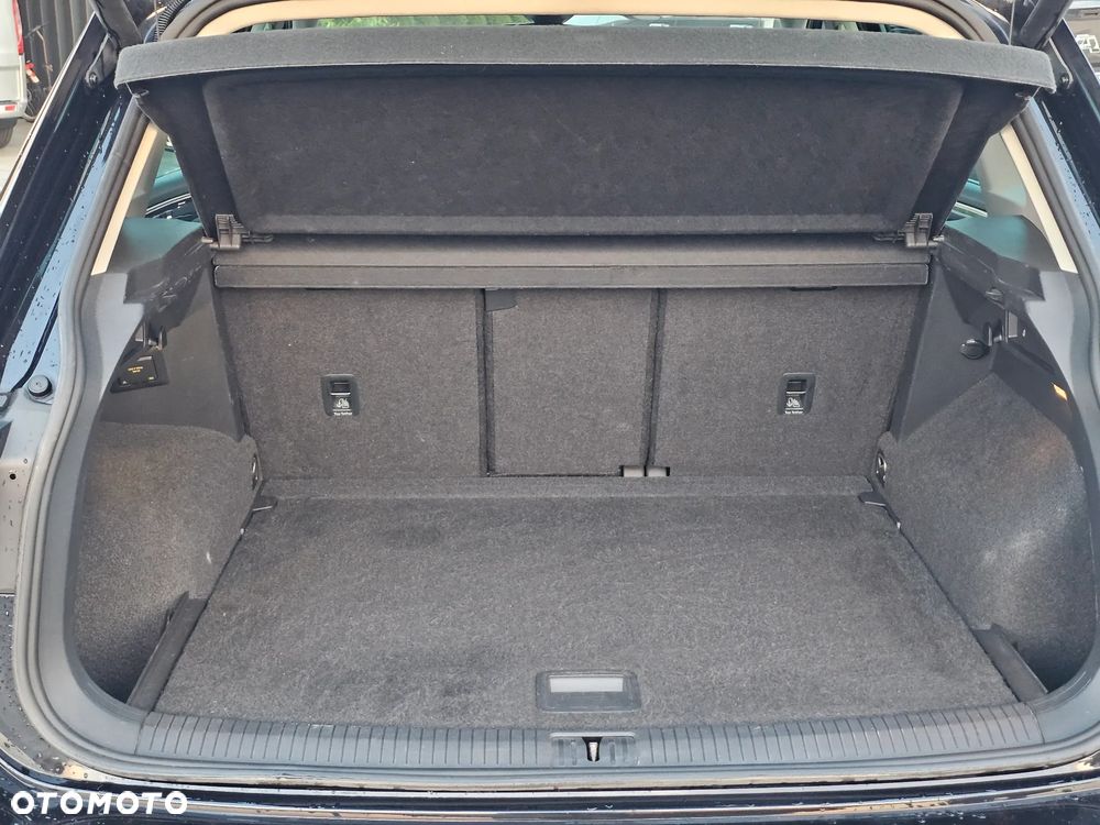 Volkswagen Tiguan 2.0 TDI SCR Elegance DSG - 22