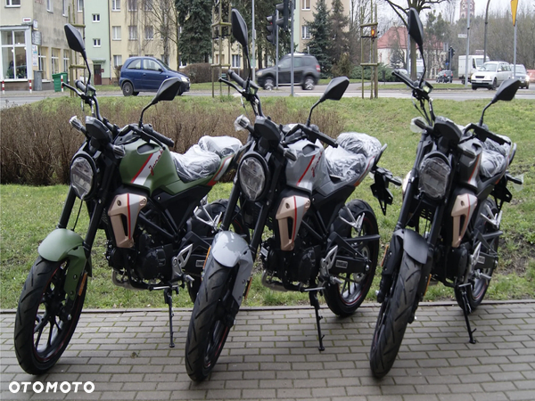 Junak 907