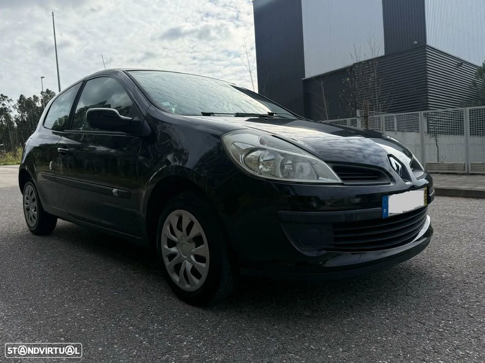 Renault Clio 1.2 16V Confort - 3