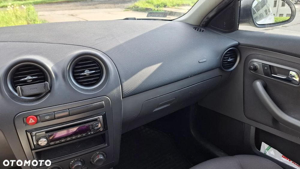 Seat Ibiza 1.4 16V Cool - 14
