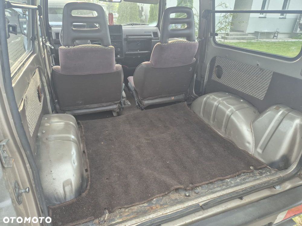 Suzuki Samurai - 13