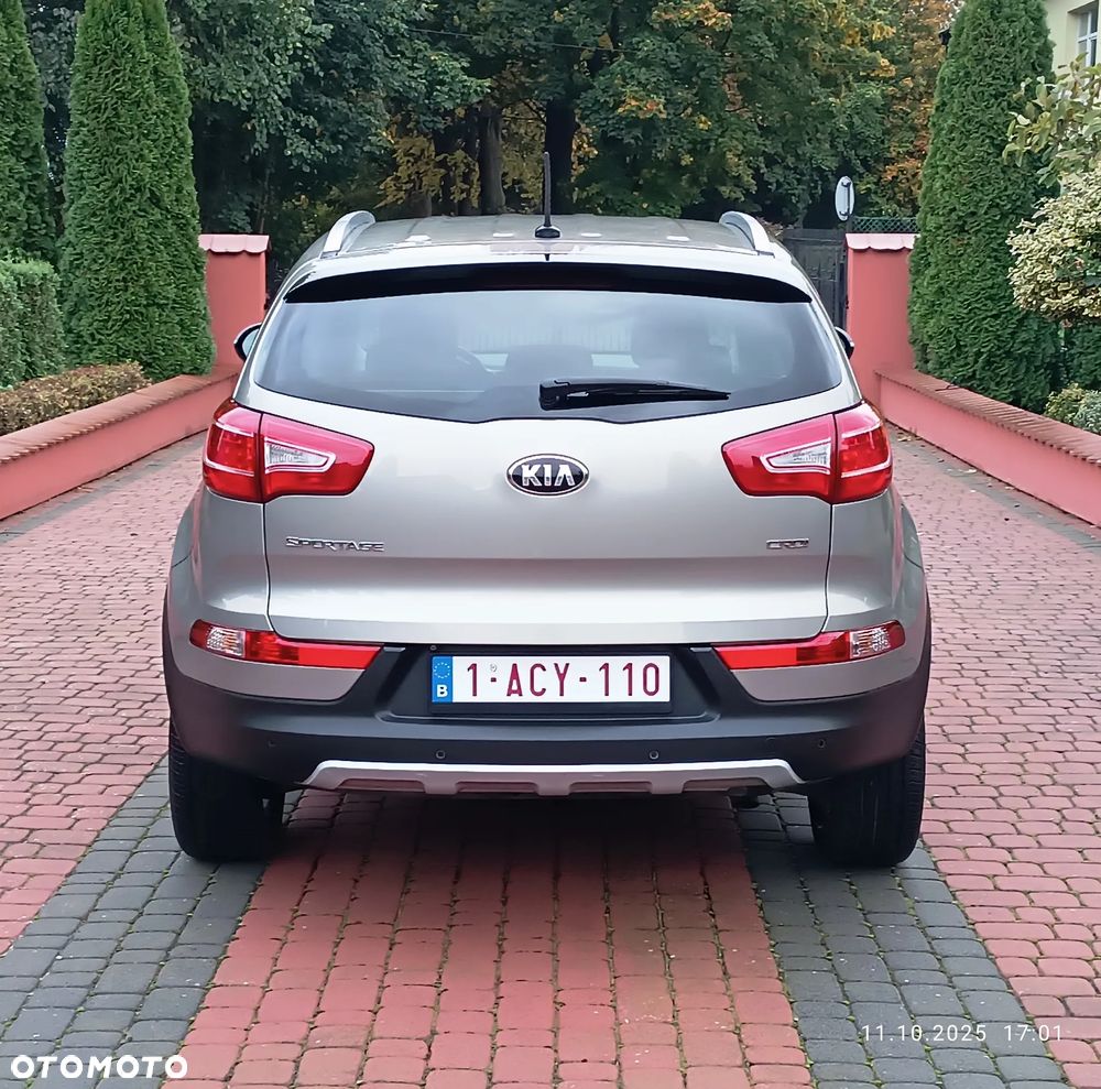 Kia Sportage 1.7 CRDI 2WD ISG Dream-Team Edition - 5