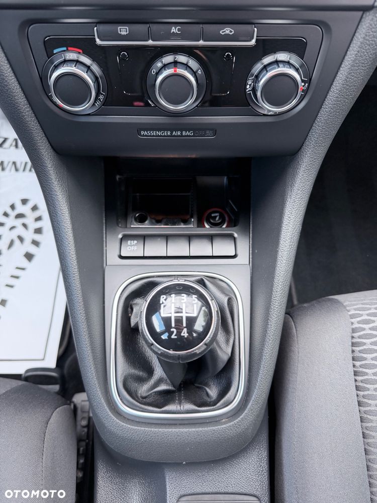 Volkswagen Golf 1.6 Team - 14