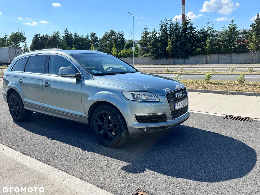 Audi Q7 - 6