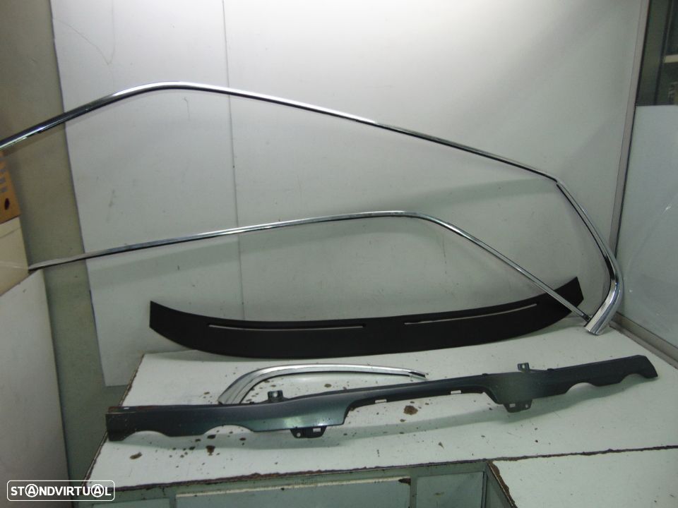 Bmw 735i e32 frisos do tejadilho/Frente de chapa - 1