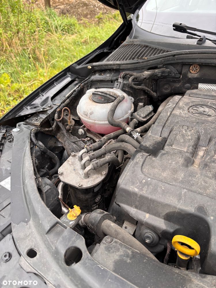 Skoda Octavia 1.6 TDI DPF DSG Ambition - 22