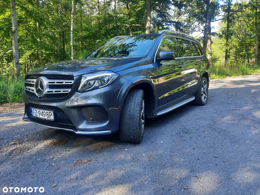 Mercedes-Benz GLS - 2
