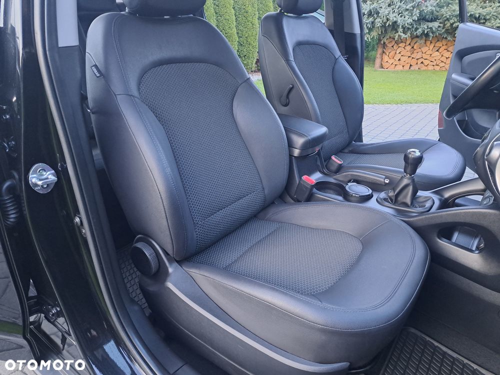 Hyundai ix35 2.0 2WD Comfort - 35