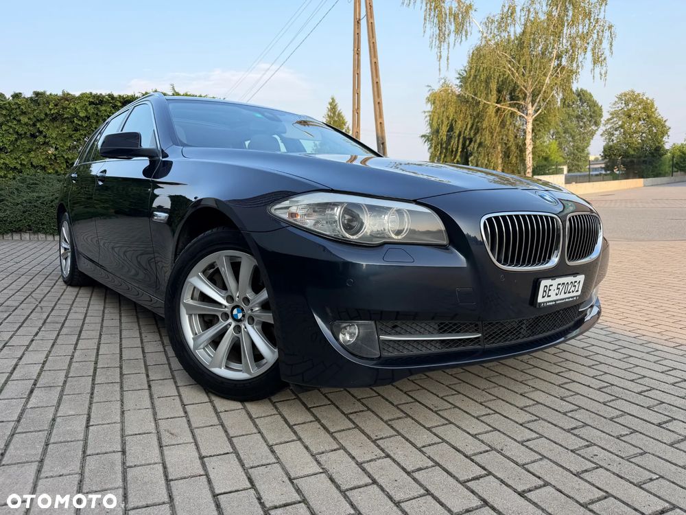 BMW Seria 5 525d Sport-Aut Luxury Line - 18