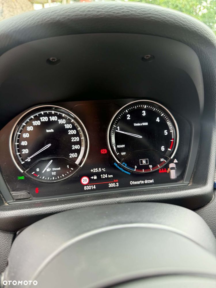 BMW X1 sDrive18d Sport Line - 12