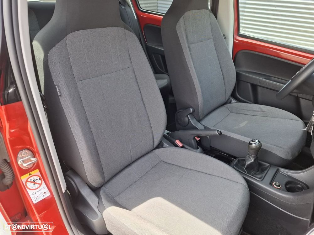 VW Up! 1.0 BlueMotion Move - 17