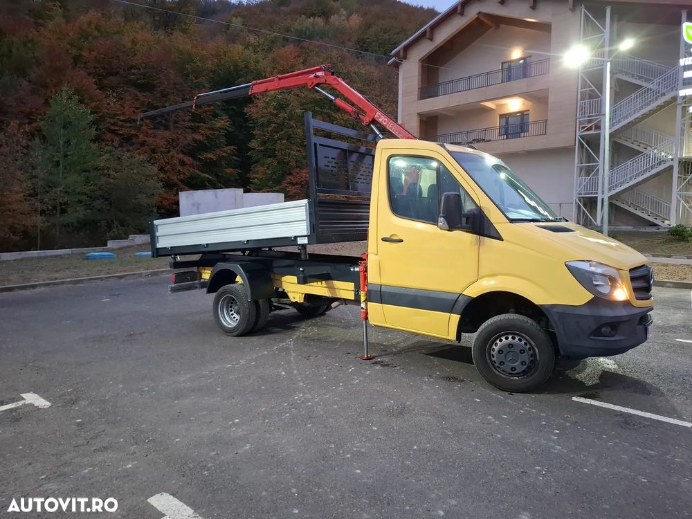 Mercedes-Benz Sprinter - 4