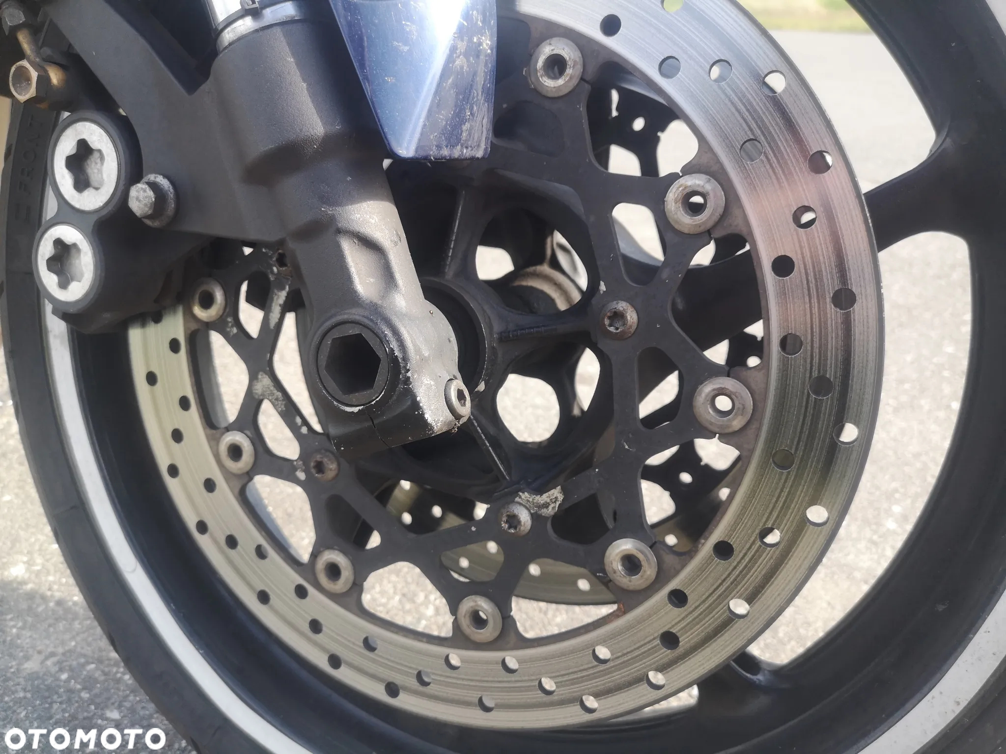 Yamaha FZ - 11