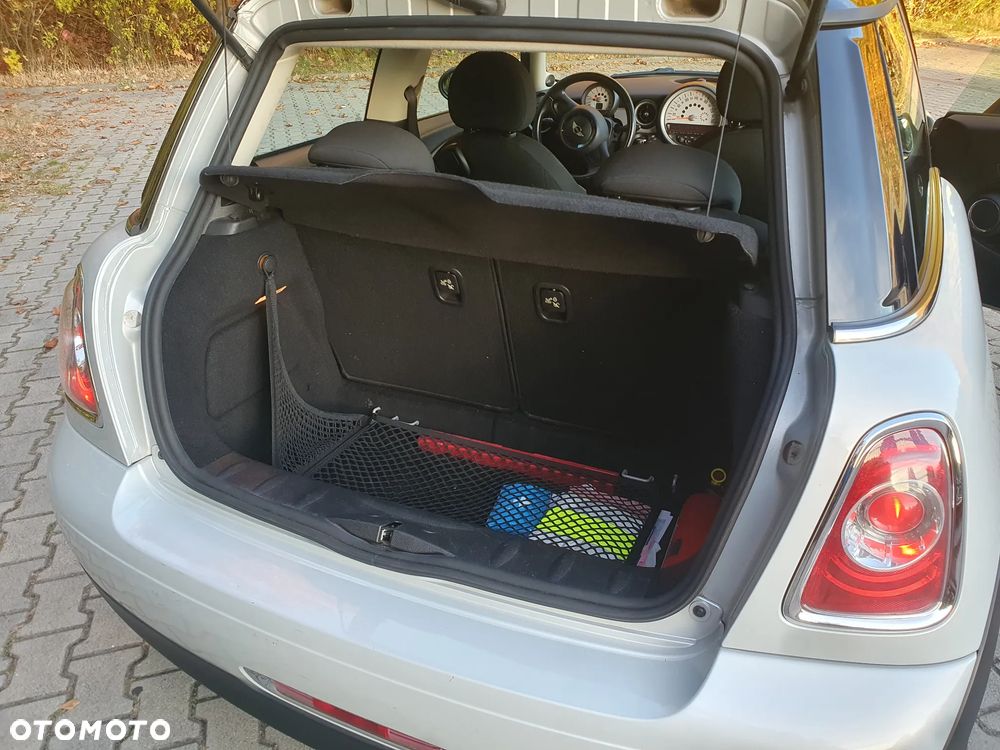 MINI Cooper Standard - 21