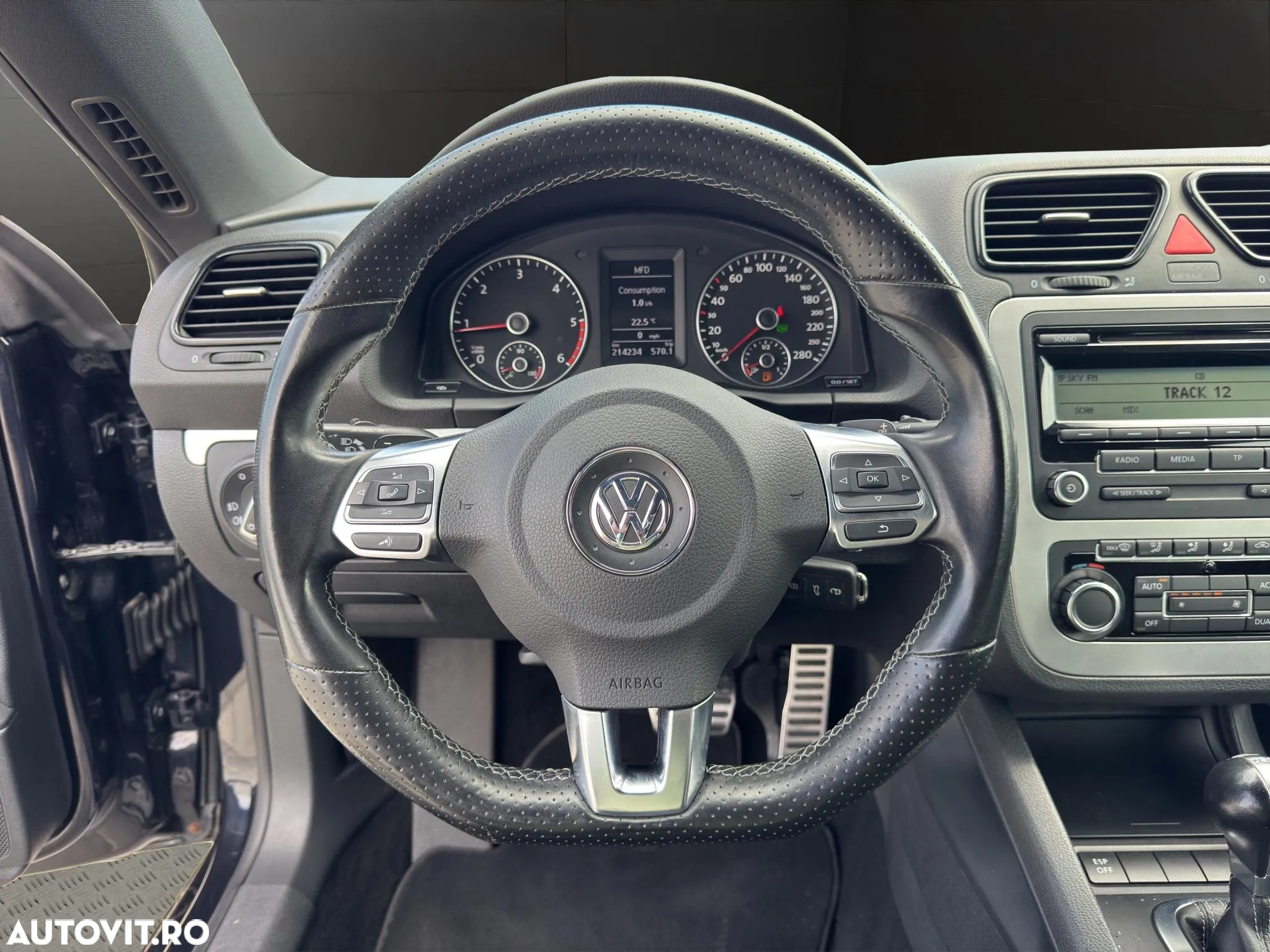 Volkswagen Scirocco 2.0 TDI DPF DSG - 10