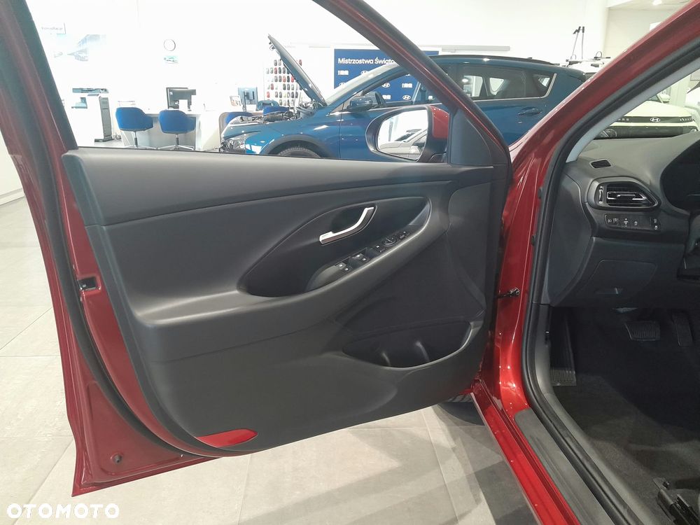 Hyundai i30 1.6 T-GDI Smart DCT - 13