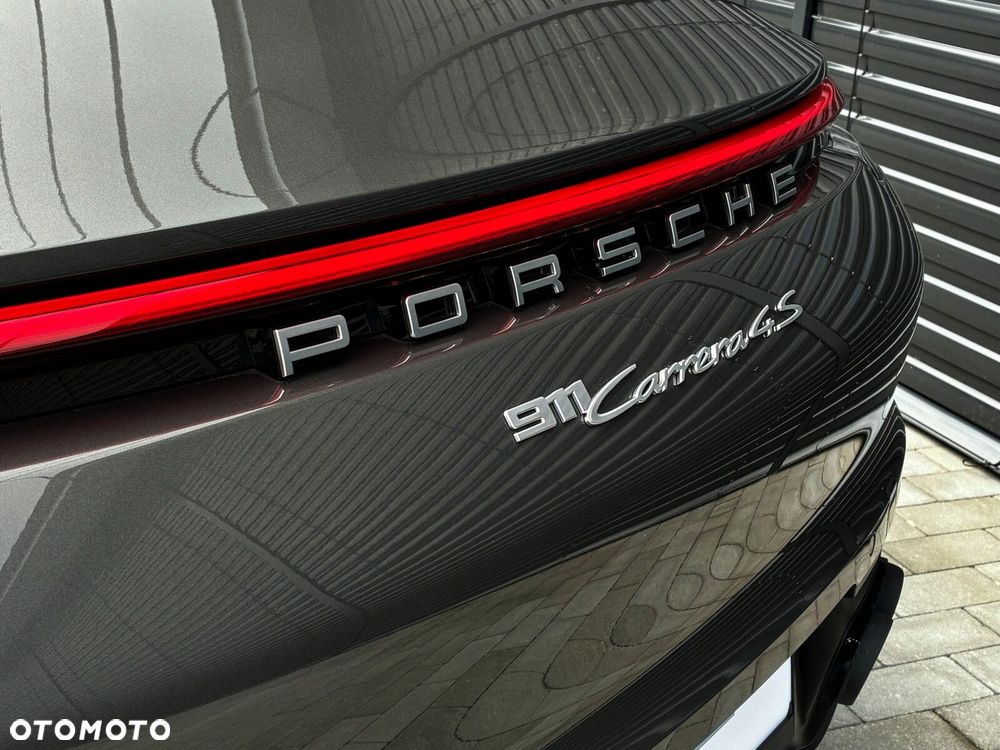 Porsche 911 - 12