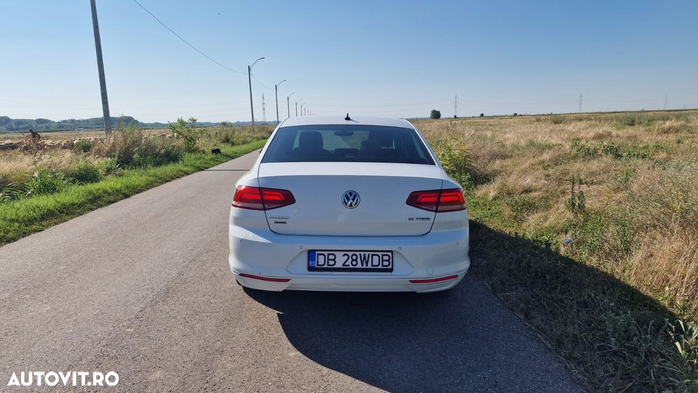 Volkswagen Passat - 3