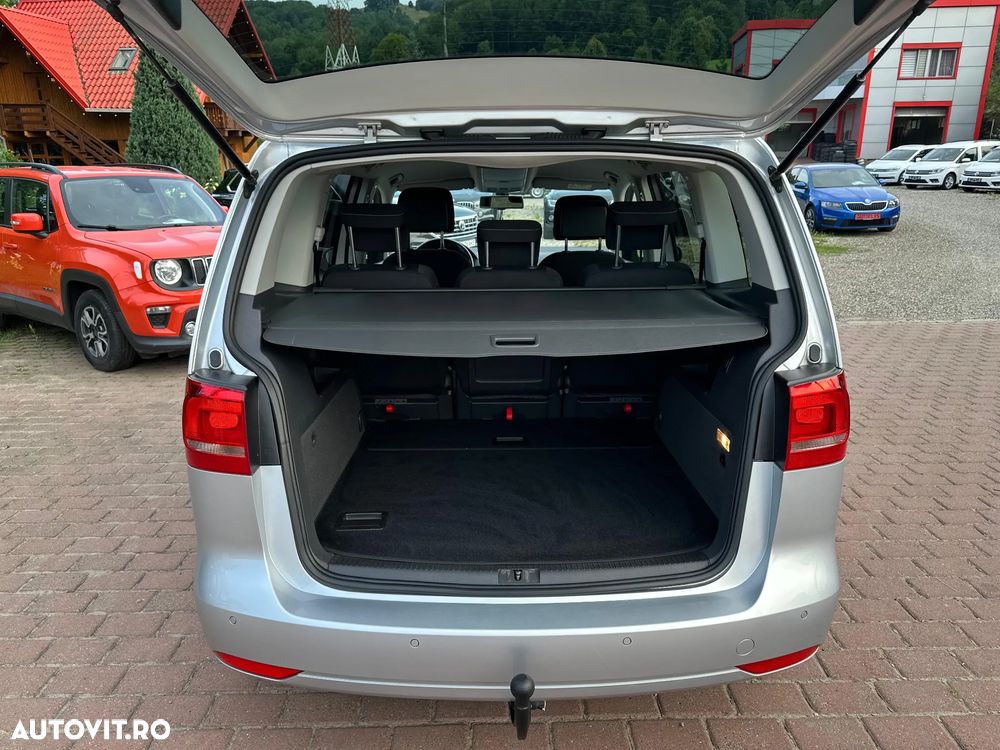 Volkswagen Touran 1.6 TDI DPF DSG Cup - 8