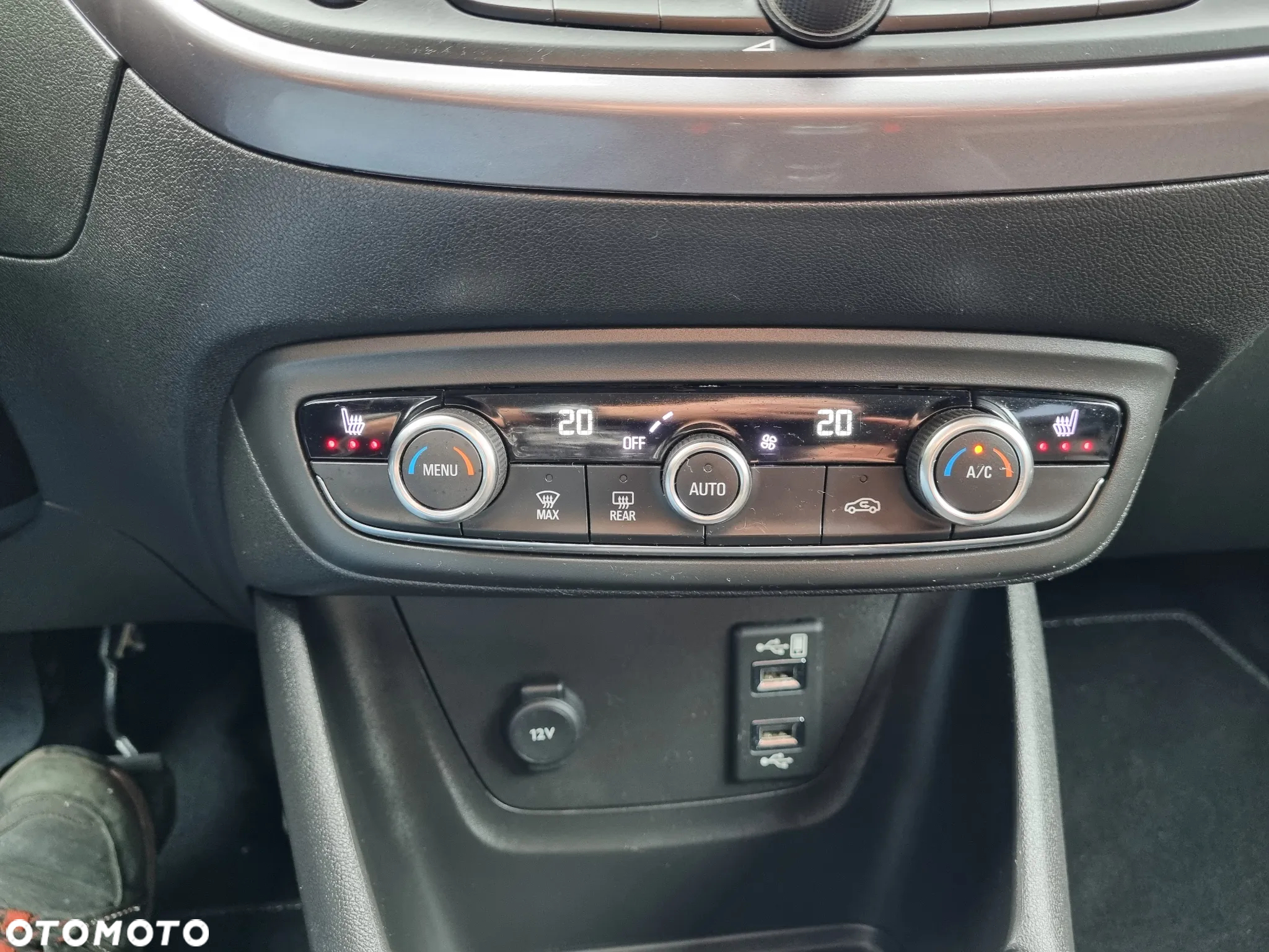 Opel Crossland X 1.2 T Elite S&S - 16