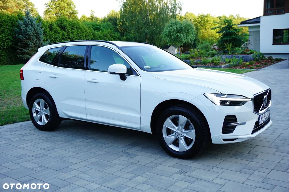 Volvo XC 60 B4 B Momentum Pro - 3
