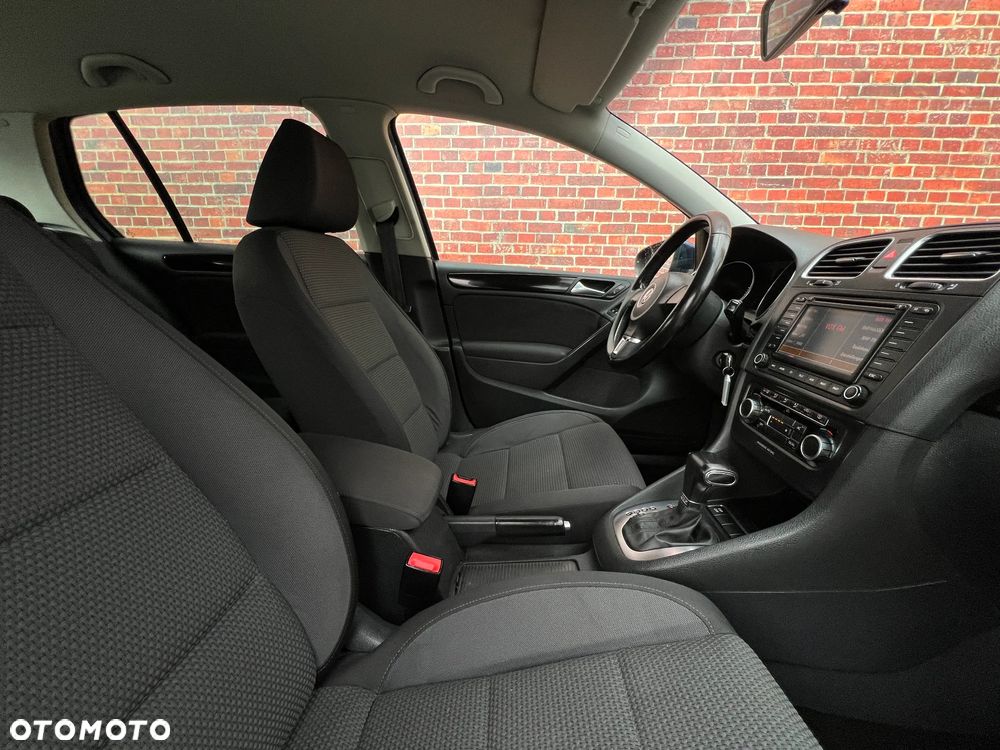 Volkswagen Golf - 14