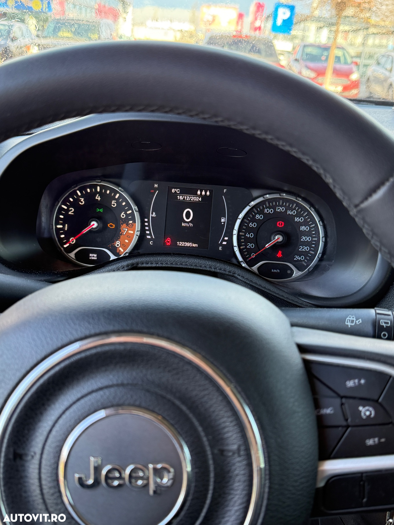 Jeep Renegade 1.6 E-TorQ 4x2 Sport - 12