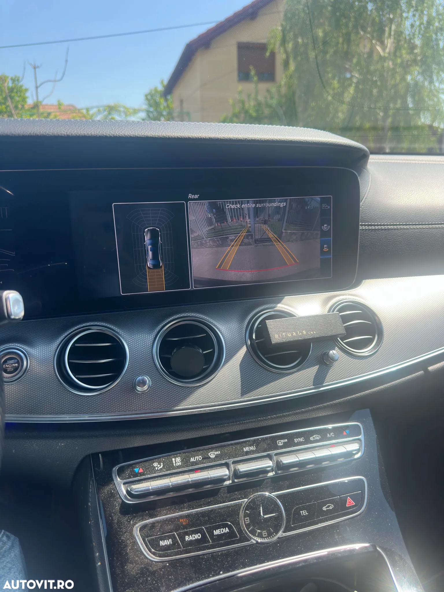 Mercedes-Benz E 220 d 4Matic 9G-TRONIC - 10