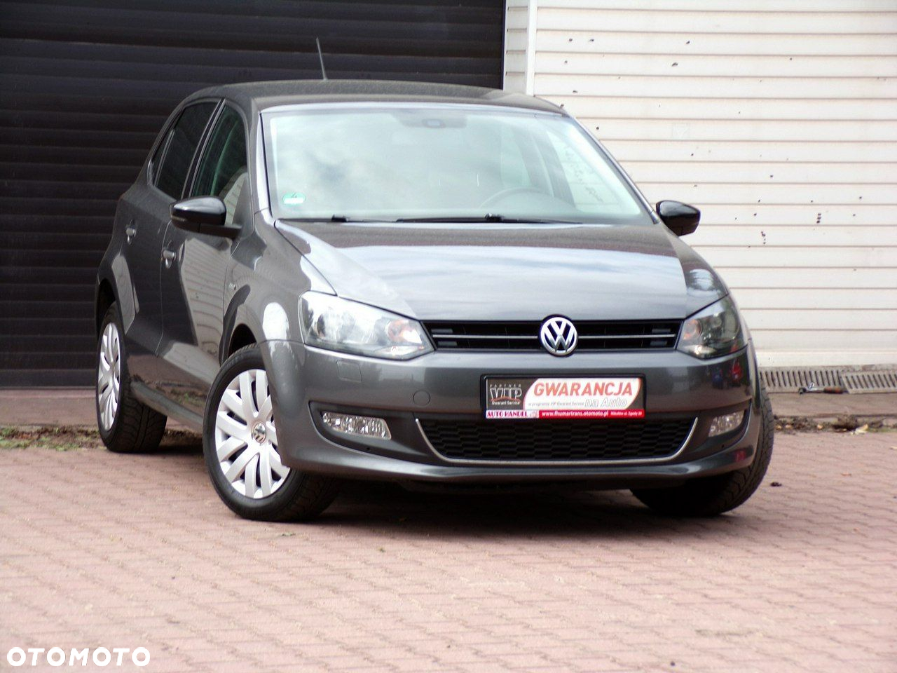 Volkswagen Polo - 2
