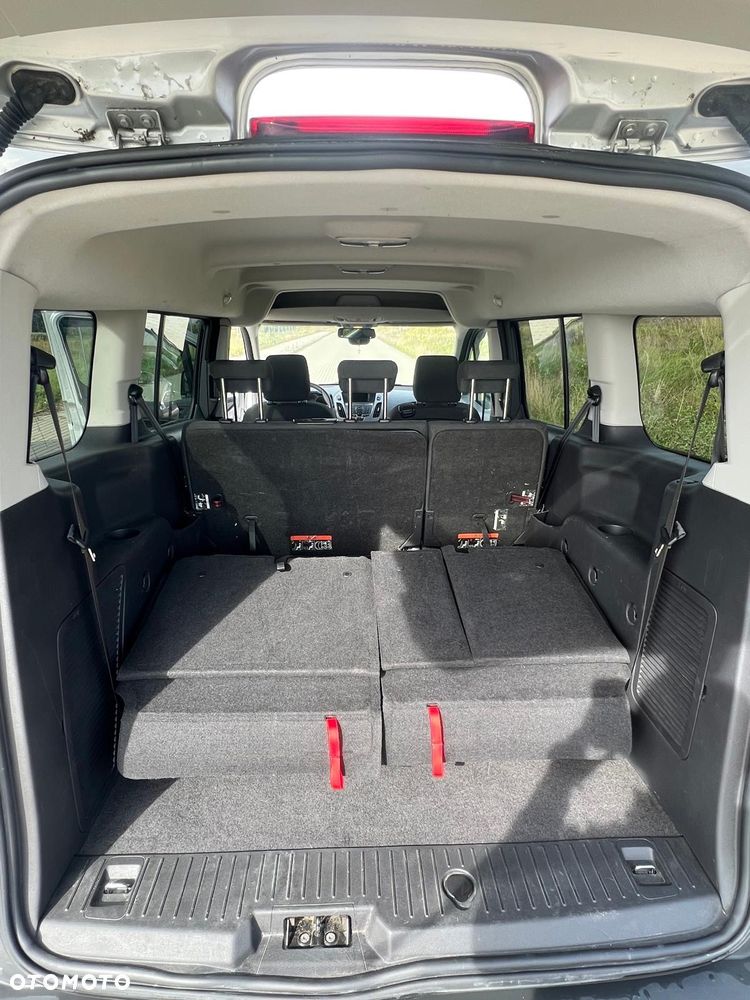 Ford Tourneo Connect - 16