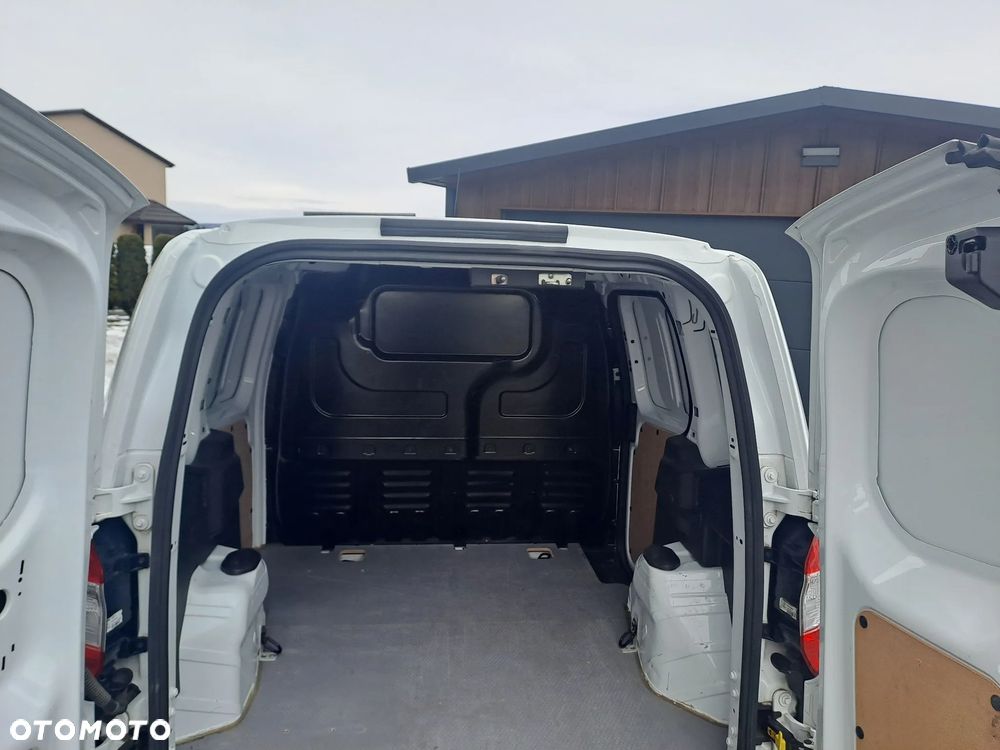 Ford Transit Courier - 5