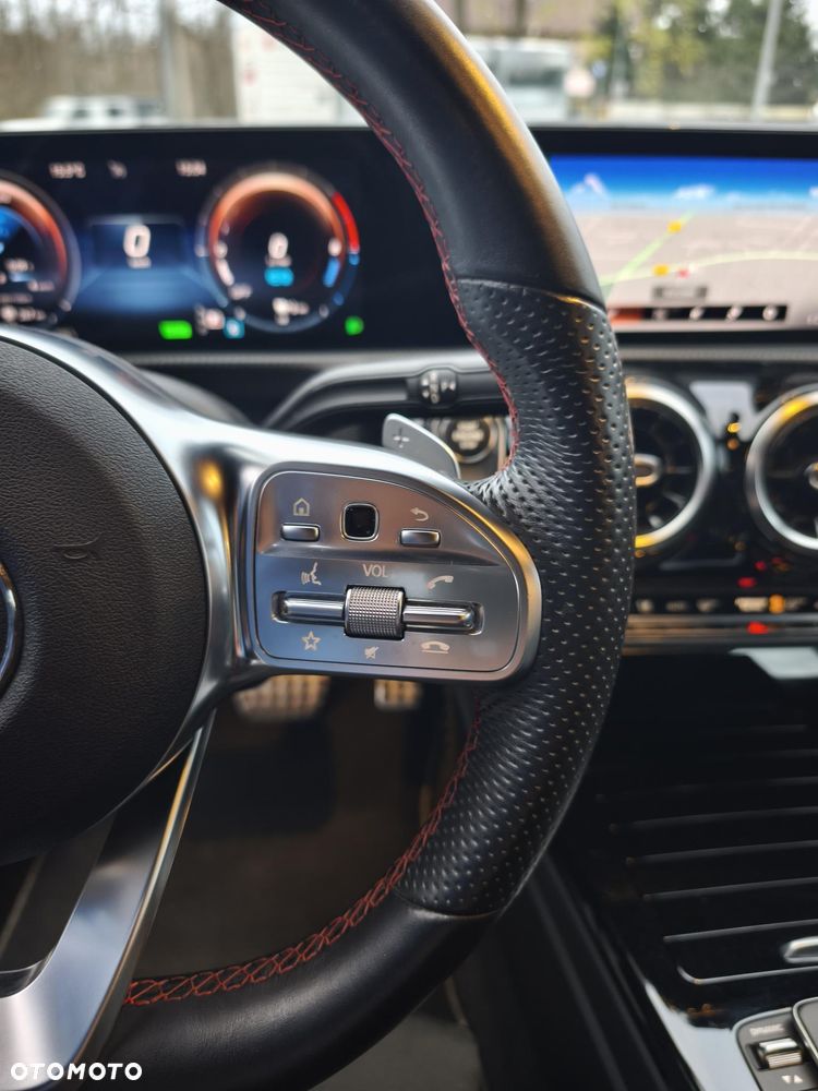 Mercedes-Benz Klasa A 250 E AMG Line 8G-DCT - 22