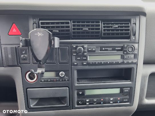 Volkswagen Multivan - 6
