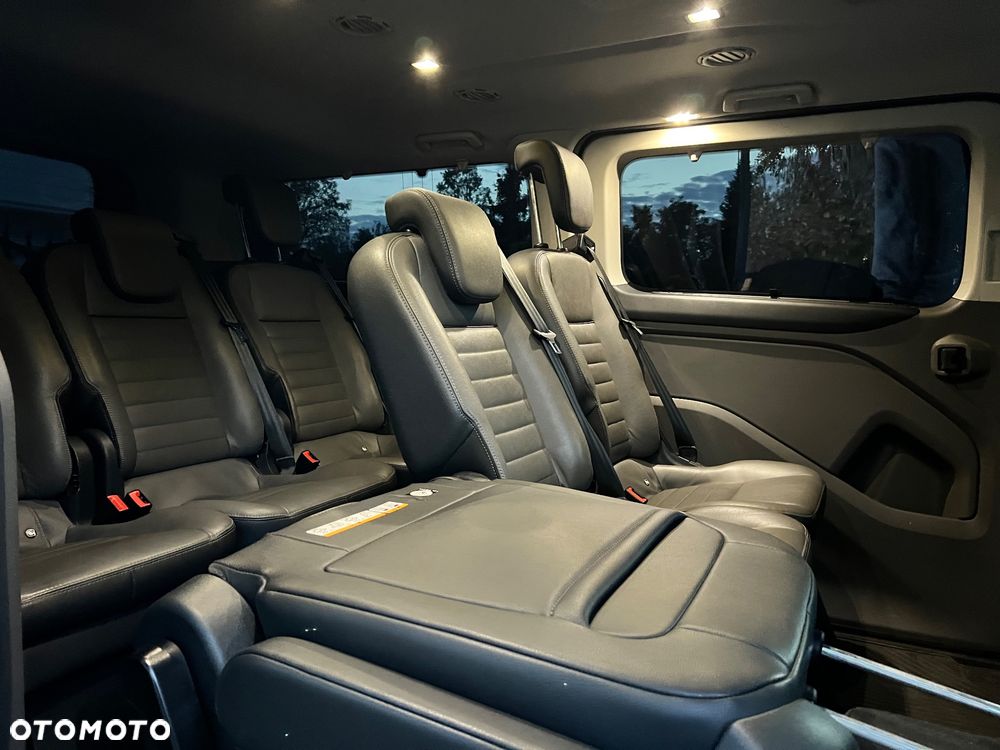 Ford Tourneo Custom 320 L2H1 VA Autm Titanium X - 19