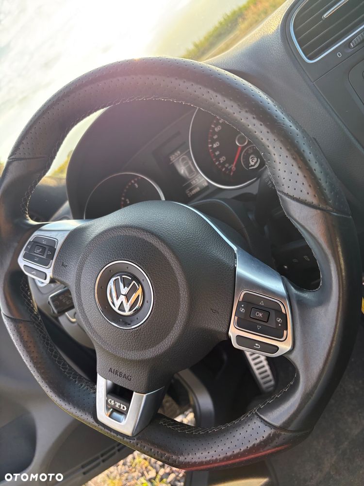 Volkswagen Golf 2.0 TDI DPF GTD - 18