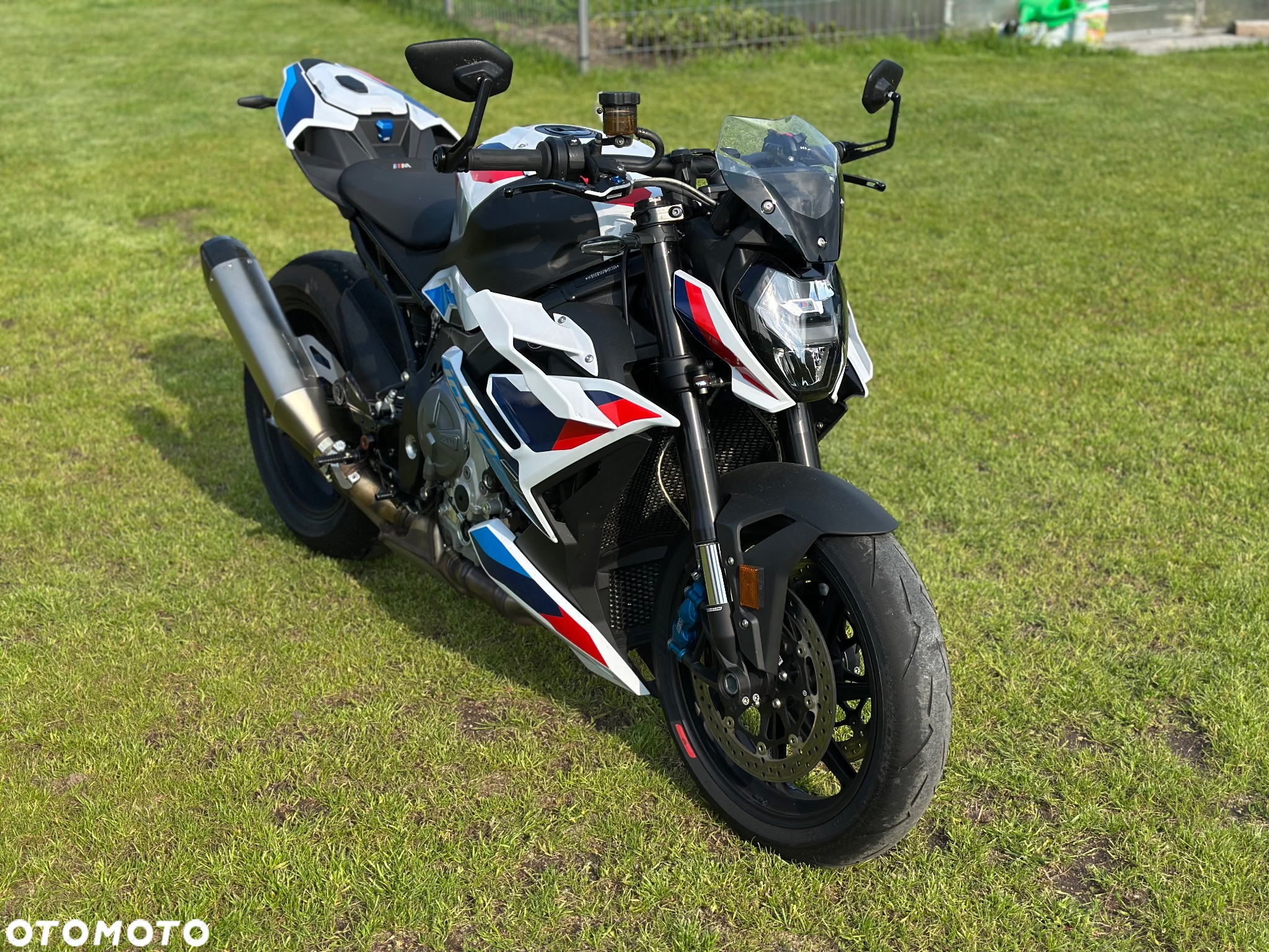 BMW S - 2