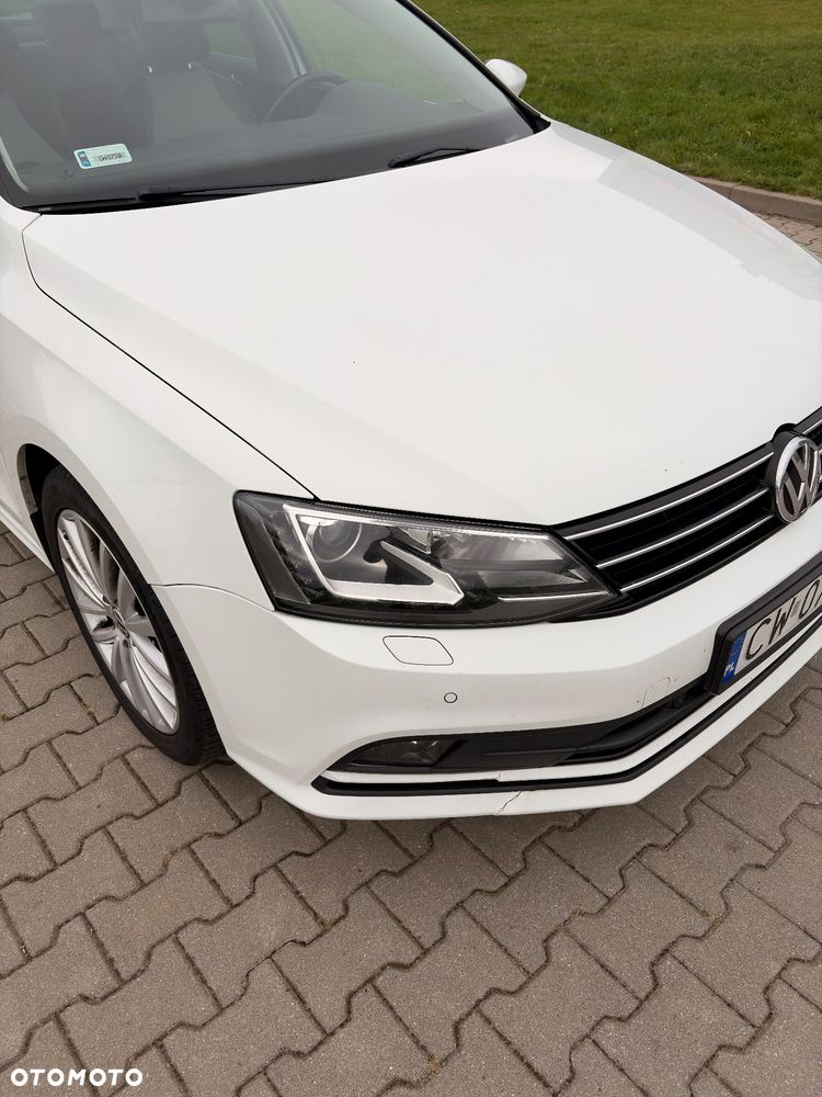 Volkswagen Jetta - 16