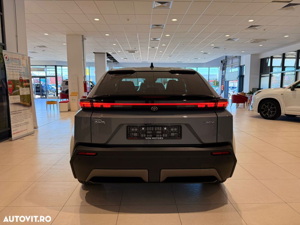 Toyota C-HR 72 kWh Dynamic Long Range - 9