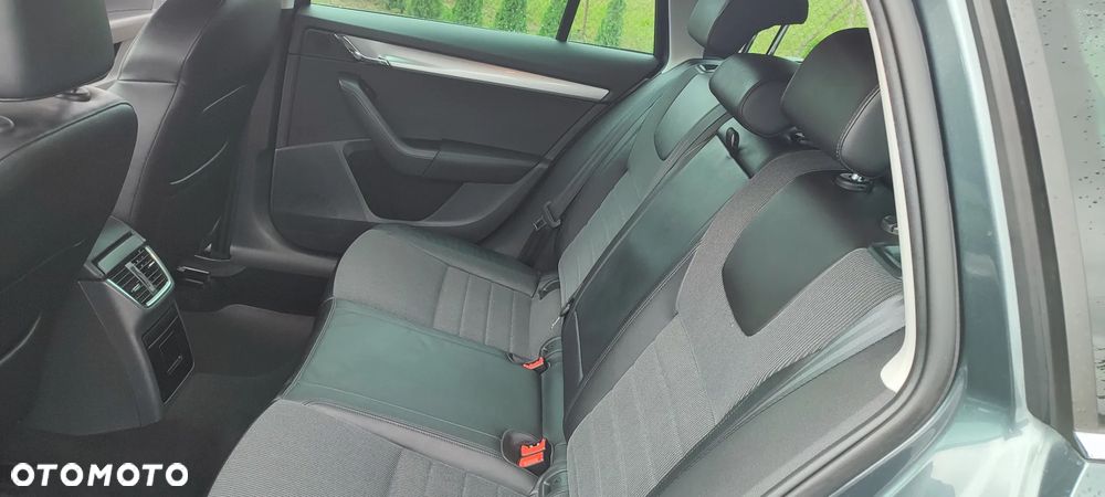 Skoda Octavia 2.0 TDI Ambition - 22