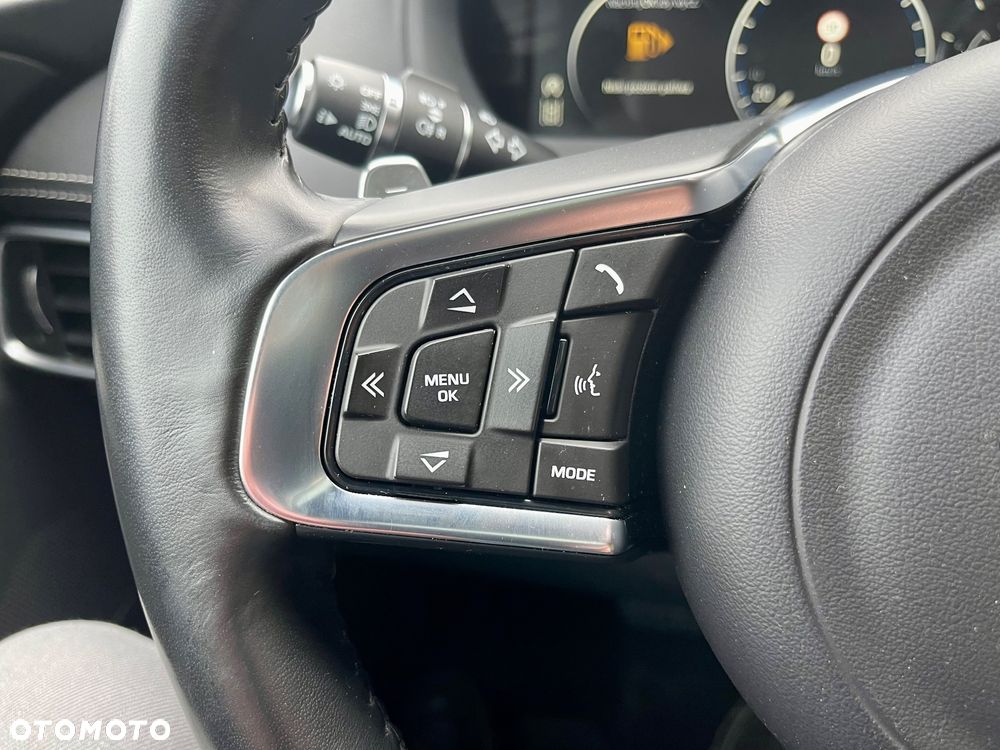 Jaguar F-Pace 25t AWD Portfolio - 33