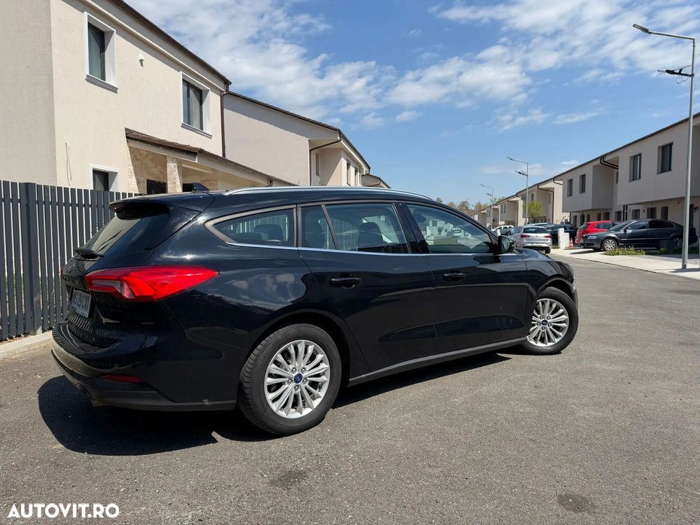 Ford Focus 1.5 EcoBlue Start-Stopp-System Aut. TITANIUM - 3