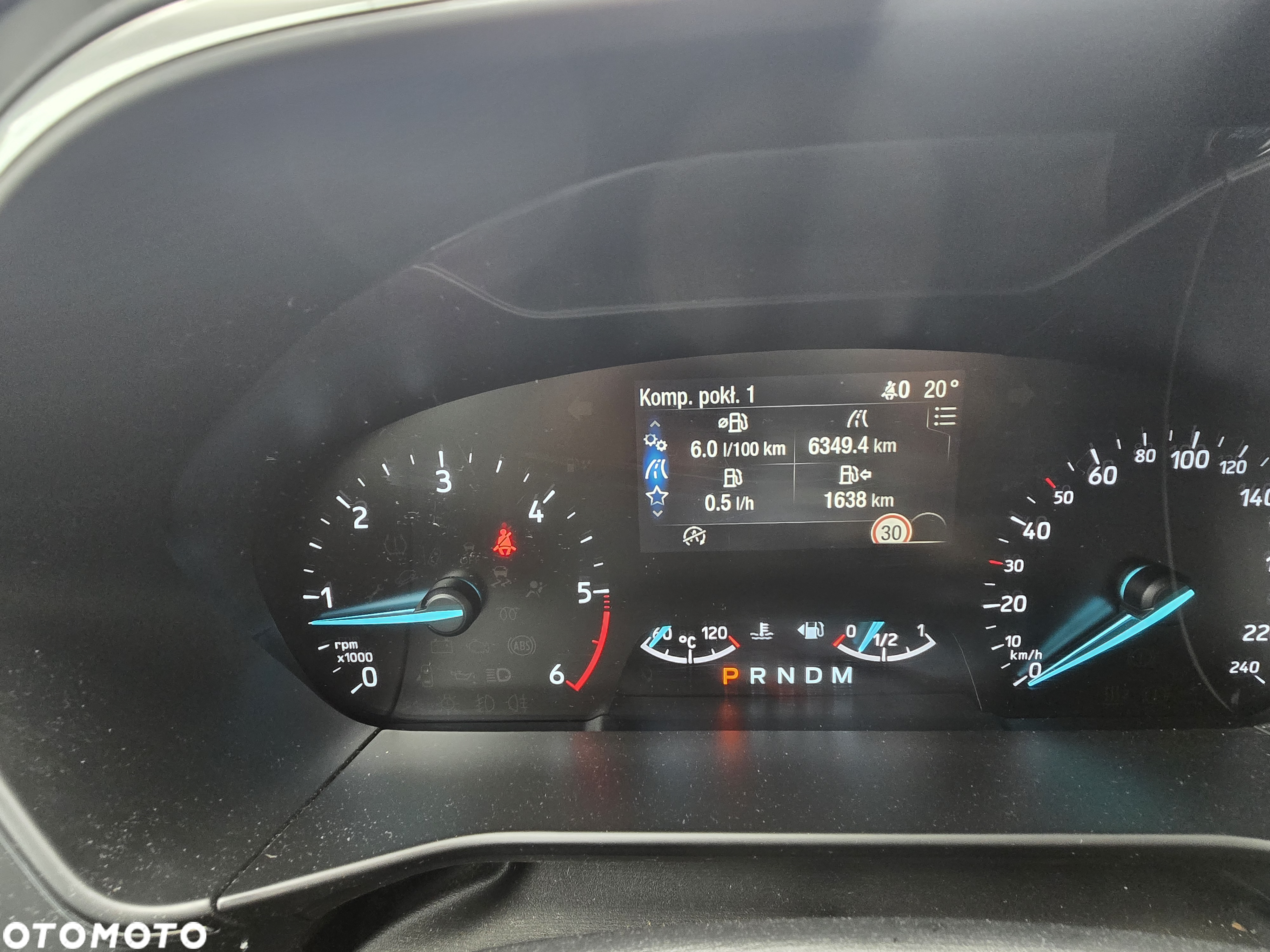 Ford Focus - 8