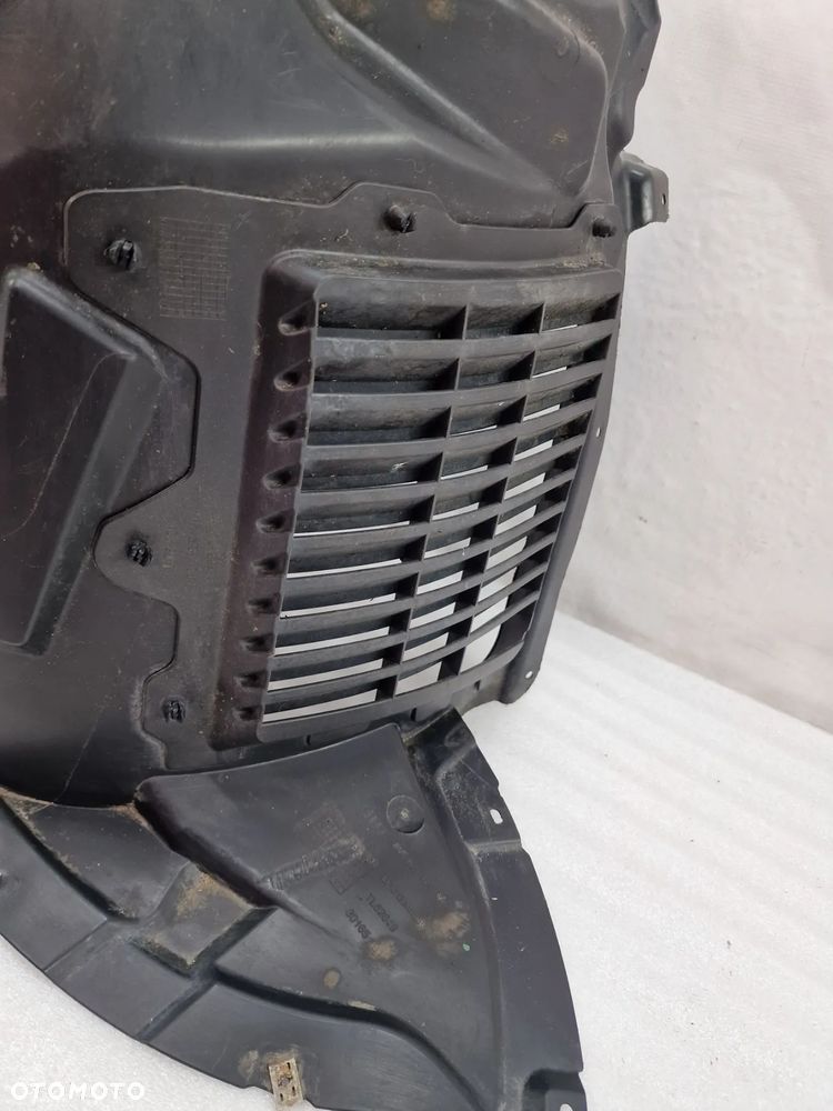 AUDI A3 / RS3 SEDAN 8V / 8V5 LEWE NADKOLE PRZEDNIE PRZÓD , NR 8V5821171M , NR AUKCJI N812 - 3